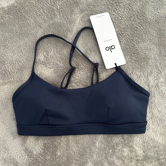 NWT Alo Yoga Airlift Intrigue Bra Navy Blue Women's XS - Picture 1 of 3